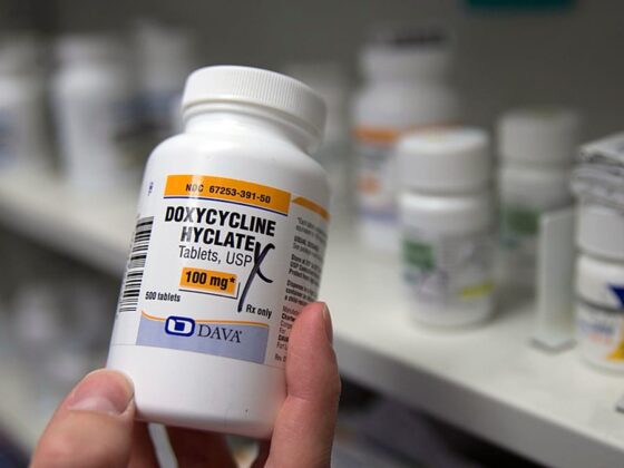 antibiotiques essentiels