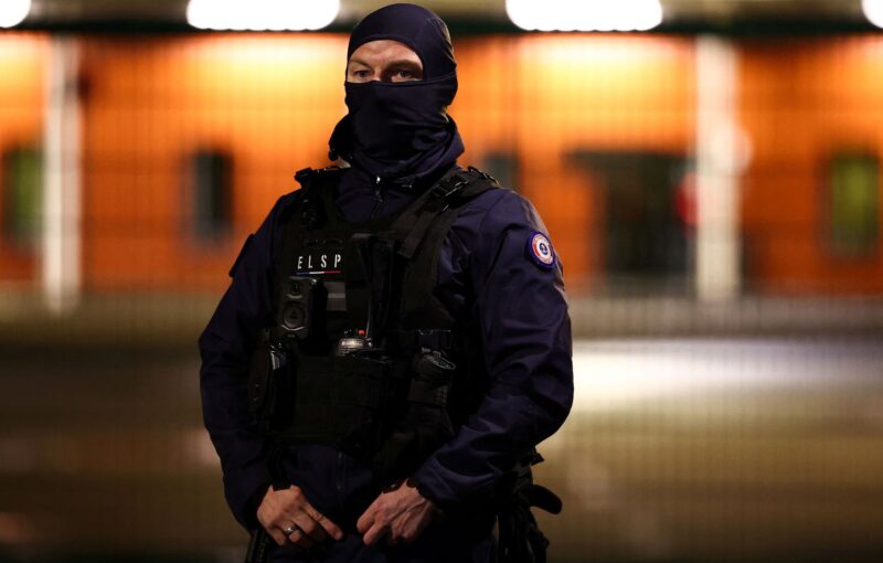 narcotrafiquant permission