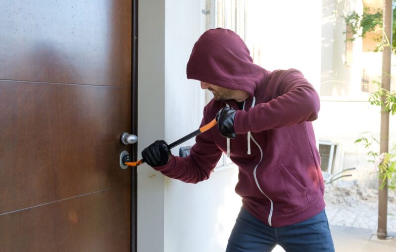 squatteur propriétaire condamnée