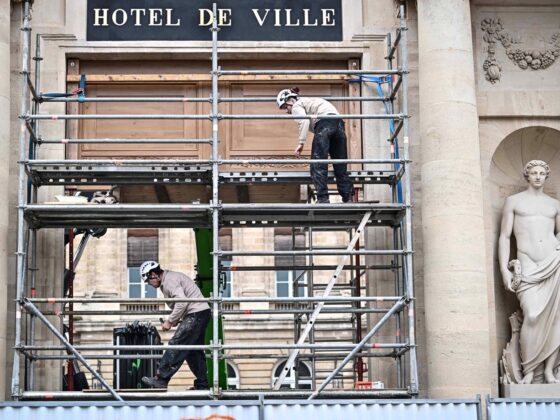 Porte de l'Hôtel de Ville Bordeaux
