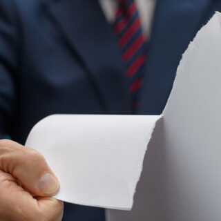 Resilier assurance auto n'a jamais été aussi simple. Suivez nos conseils pratiques pour mettre fin à votre contrat sans difficultés. Découvrez comment agir dès maintenant.