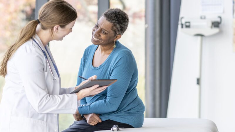 La mutuelle santé la moins chère est essentielle pour préserver votre budget. Découvrez nos conseils pour choisir la meilleure couverture. Comparez dès maintenant !