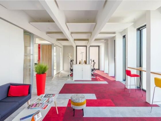 La maaf vous offre des solutions d'assurance adaptées à vos besoins. Découvrez des services de qualité et profitez d'une protection optimale. Contactez-nous !