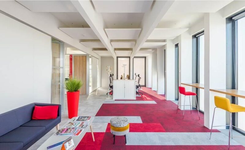 La maaf vous offre des solutions d'assurance adaptées à vos besoins. Découvrez des services de qualité et profitez d'une protection optimale. Contactez-nous !