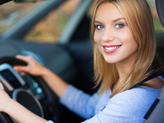 Assurances auto Axa vous offre une protection complète à des tarifs compétitifs. Découvrez nos solutions adaptées à vos besoins et demandez un devis dès maintenant.