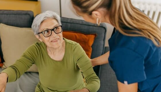 Prix moyen mutuelle santé 2023 : découvrez les tarifs et critères essentiels pour choisir la couverture adaptée à vos besoins. Comparez et faites le bon choix !