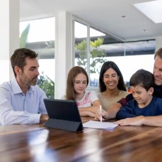 Suravenir mutuelle santé vous garantit une protection optimale pour vos besoins médicaux. Découvrez nos offres et choisissez la couverture qui vous convient.