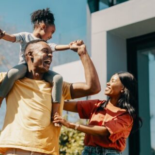 Assurance prêt immobilier : sécurisez votre financement et protégez votre investissement. Découvrez nos conseils et options adaptées pour agir dès maintenant.