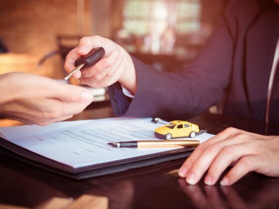 Assurance auto résiliation délai : découvrez les étapes, les délais et vos droits pour résilier votre contrat facilement. Informez-vous et agissez dès maintenant !