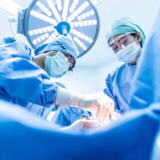 Mutuelle santé frontalier suisse : découvrez comment choisir la meilleure couverture pour vos besoins. Comparez les offres et faites le bon choix dès maintenant.