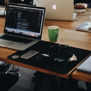 Tarif assurance auto-entrepreneur en ligne : comparez les offres et trouvez le meilleur prix pour votre couverture. N'attendez plus, faites votre choix dès maintenant.