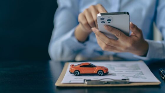 Assurance auto pour étudiant : découvrez des options abordables pour protéger votre véhicule et économiser. Comparez les offres et choisissez la meilleure !