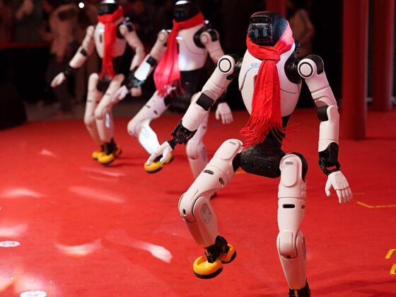 robots humanoïdes Nouvel An lunaire