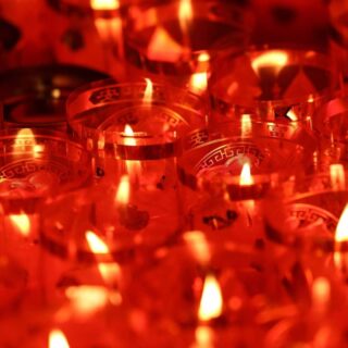 peluche cheval triste