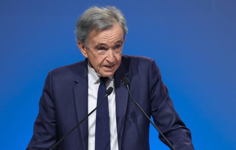 LVMH Arnault 50%