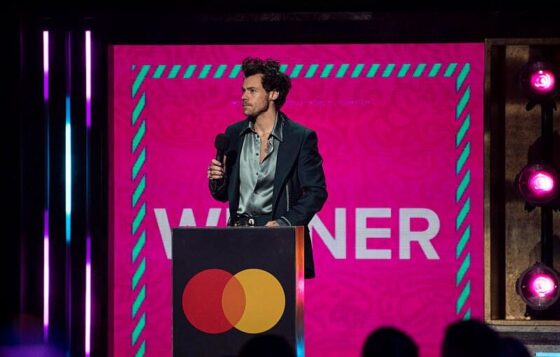 Harry Styles enterrement grand-mère