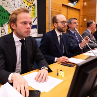 Mediawan contrôle américain