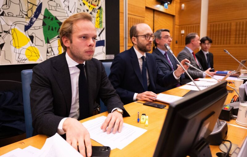 Mediawan contrôle américain