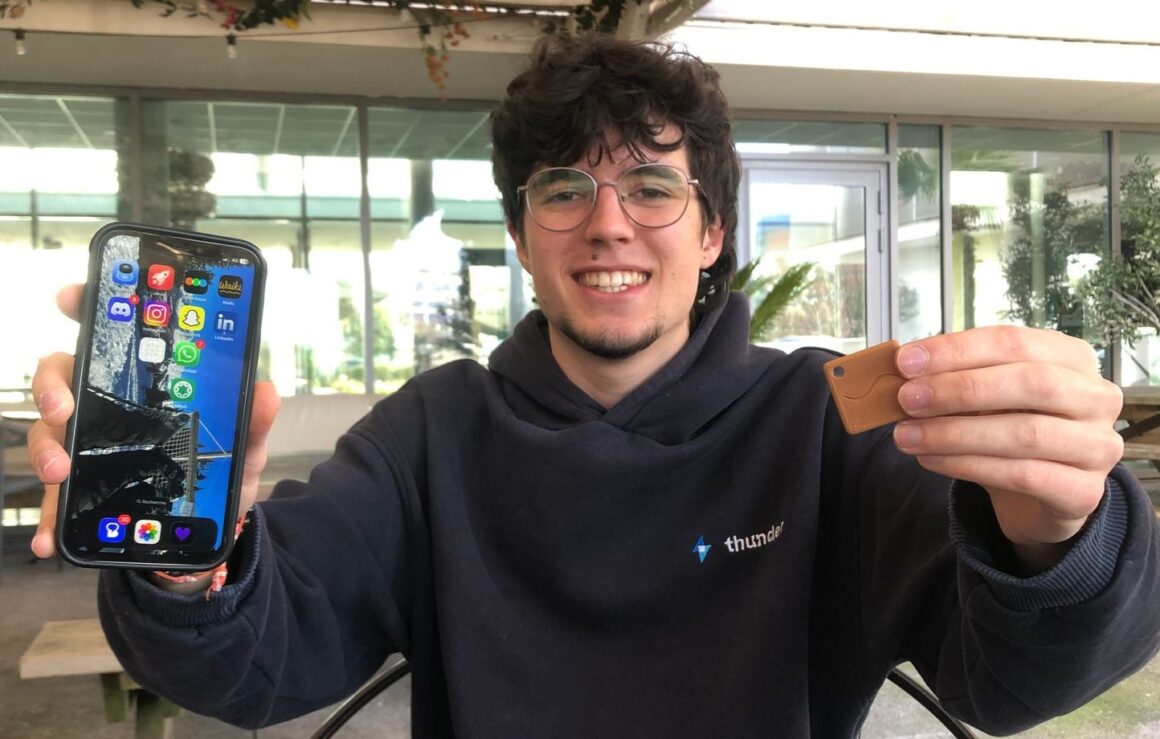 boîtier anti-addiction réseaux sociaux