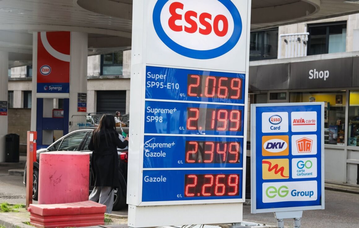 contrôles stations-service