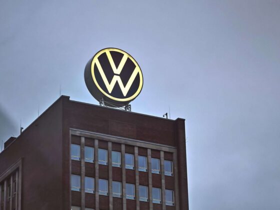 Volkswagen suppression postes