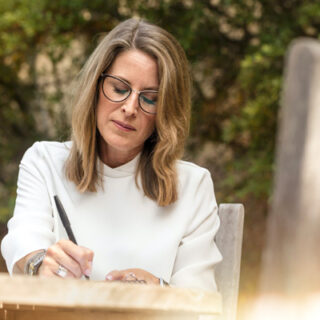 Lettre de résiliation de contrat mutuelle santé simple à créer. Suivez nos conseils pour rédiger votre lettre et faciliter votre changement de mutuelle. Agissez maintenant !