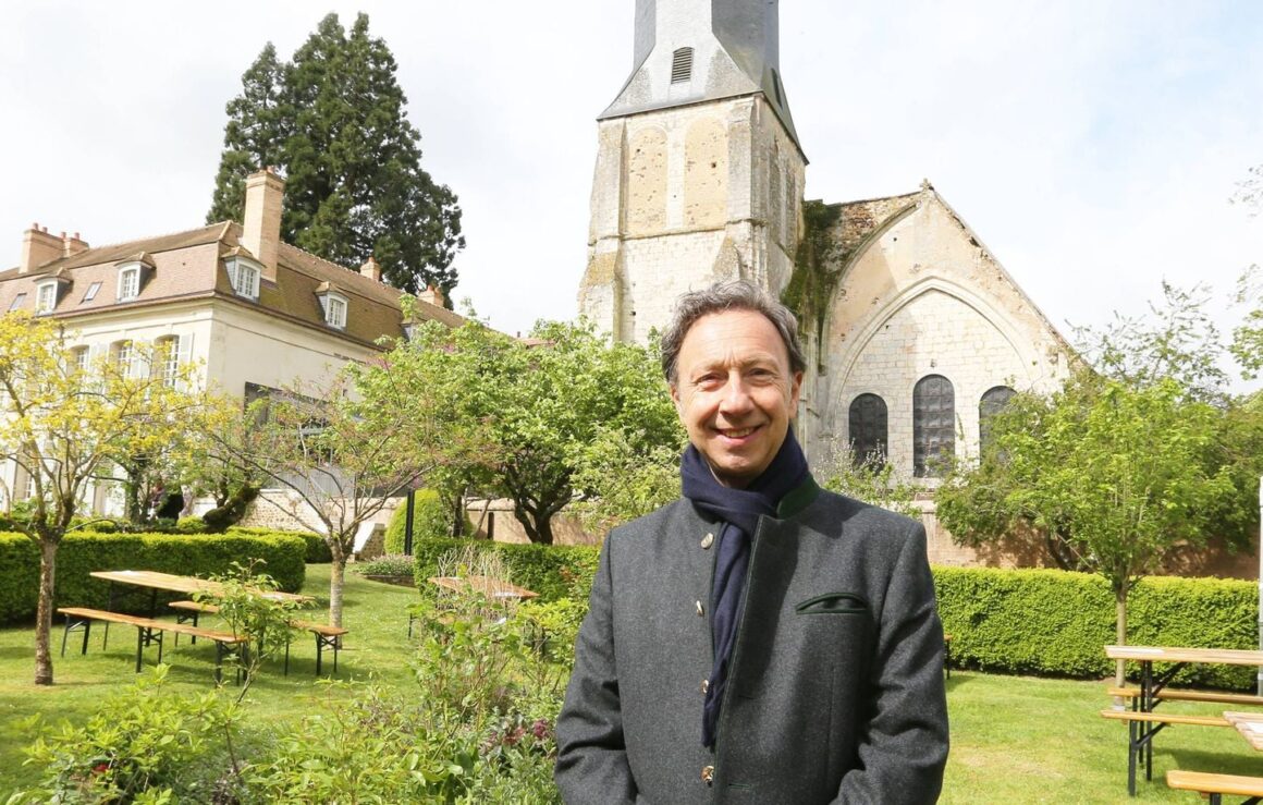 Stéphane Bern conseiller municipal