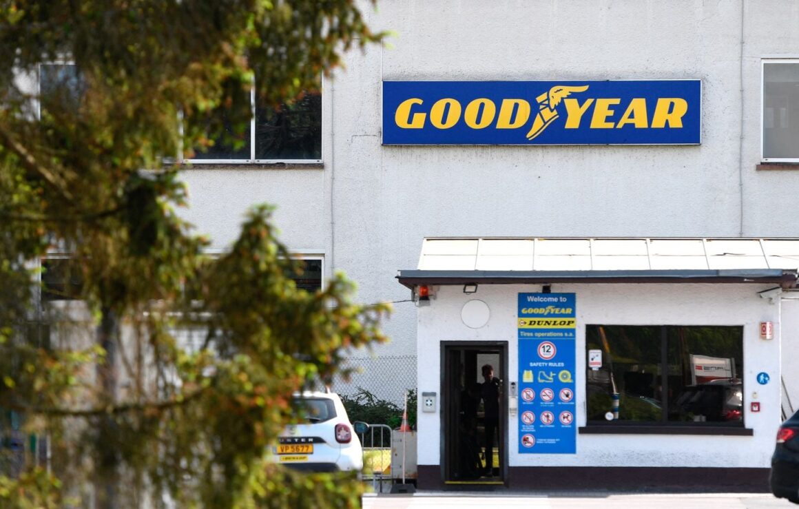 Goodyear suppression postes