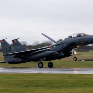 Iran abat avions militaires