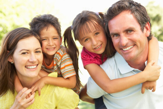 Assurance obsèques : garantissez l'avenir de vos proches en choisissant une couverture adaptée. Anticipez sereinement et assurez-leur une paix d'esprit.