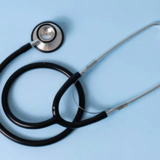 Changement de mutuelle santé : découvrez les critères essentiels pour choisir la meilleure option. Ne tardez plus, prenez une décision éclairée dès aujourd'hui.