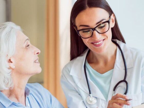 Courtier mutuelle santé senior, trouvez les meilleures offres pour vos soins. Comparez et économisez sur votre mutuelle santé dès maintenant !