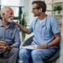Mutuelle santé senior 2026 : découvrez les garanties adaptées et comment optimiser vos remboursements pour bien protéger votre santé et vos droits.