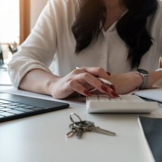 Assurance prêt immobilier risque aggravé 2026 : garanties adaptées selon l'article L313-12 du Code de la consommation, conditions et tarifs expliqués.