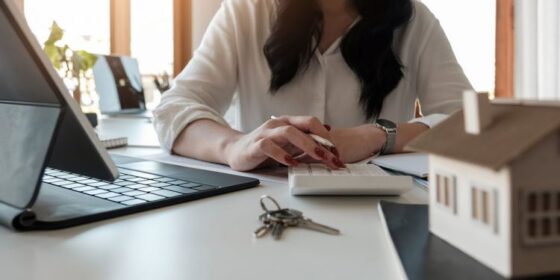 Assurance prêt immobilier risque aggravé 2026 : garanties adaptées selon l'article L313-12 du Code de la consommation, conditions et tarifs expliqués.