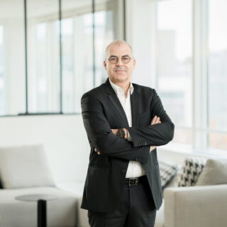 Le groupe Relyens poursuit son développement en 2025, avec une croissance notable dans les secteurs hospitaliers et collectivités locales. Analyse et conseils pratiques.