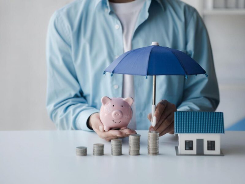 En 2026, le prix de l'assurance emprunteur évolue sous l'effet des taux d'intérêt à 4 %, impactant le coût global du crédit immobilier pour les emprunteurs.