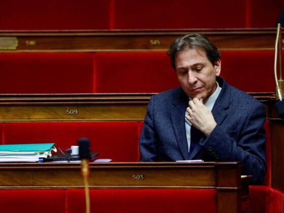 Le gel des tarifs assurance santé en 2026 : analyse juridique des impacts pour les assurés et les professionnels. Analyse et conseils pratiques.